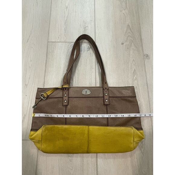 Fossil Women’s Mustard Yellow Brown Leather Tote Key Hole Zip Tote Bag - Picture 4 of 16